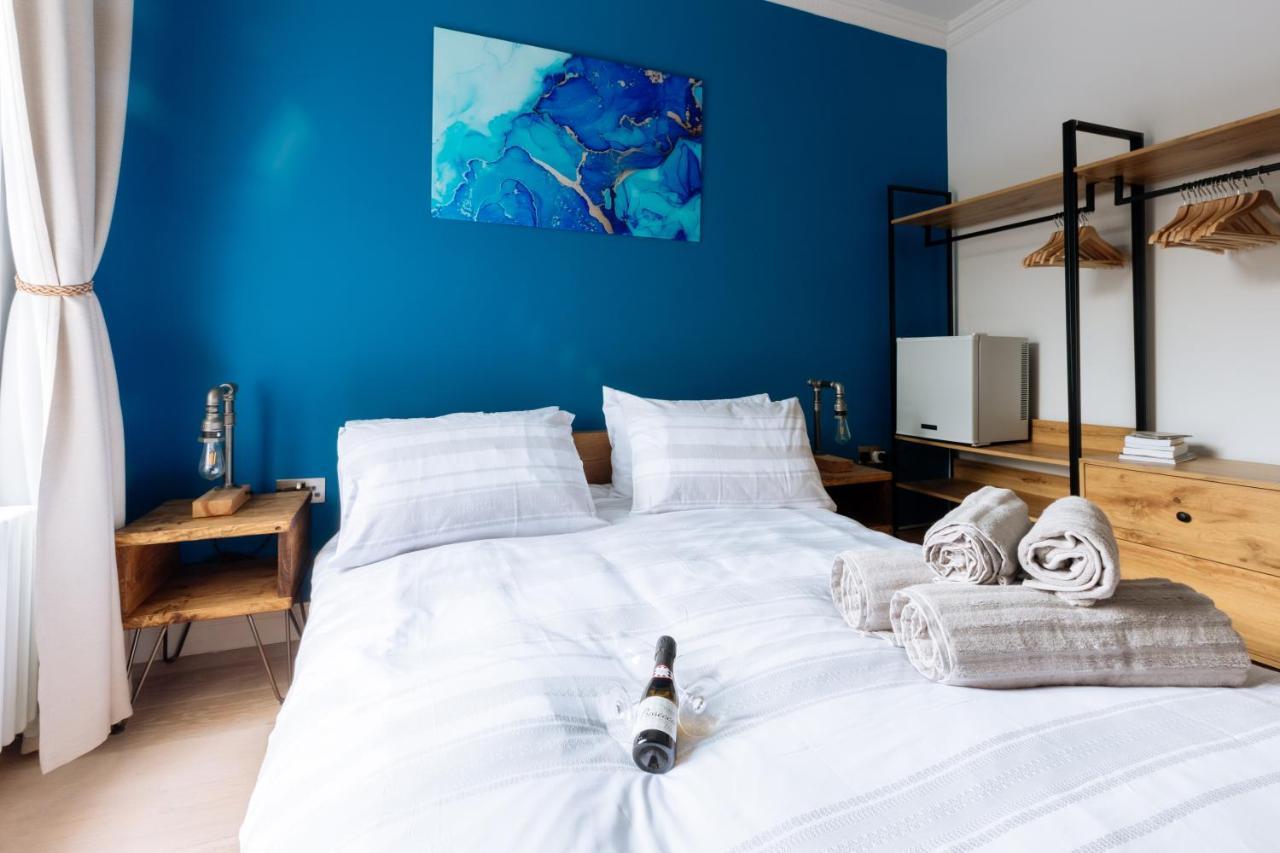 Luxury And Bright Bedrooms In Queens Park London Kültér fotó