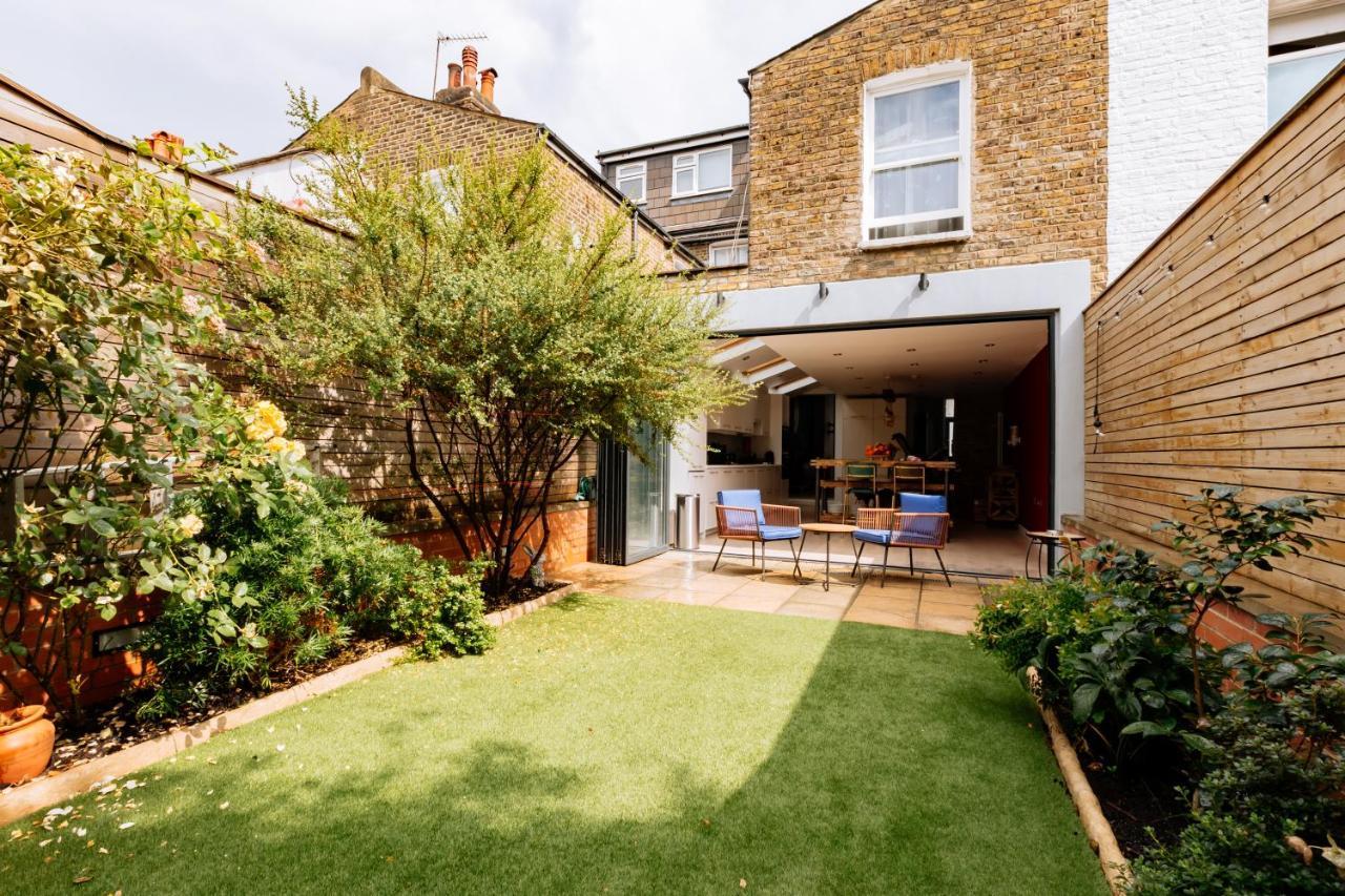 Luxury And Bright Bedrooms In Queens Park London Kültér fotó